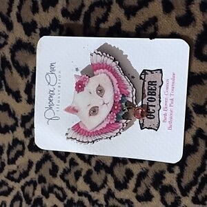 October birthstone cat 😺 wings 🪽 brooch handmade